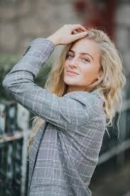 Zoe